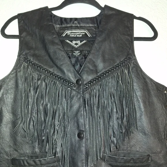 Diamond Plate Genuine Leather Women's Size Medium Motorcycle Vest Fringe,Pockets - Picture 3 of 12